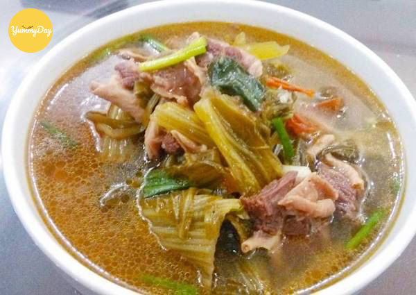 Bò hầm dưa chua