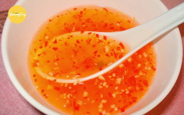 Làm nước trộn nộm ngon đậm vị