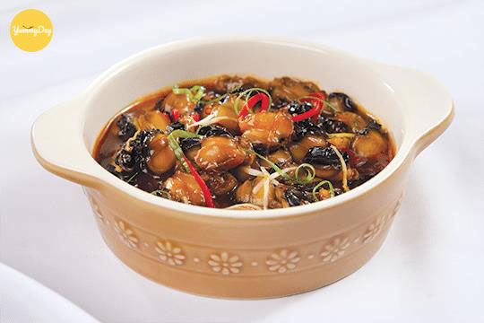 Thành phẩm món ốc bươu kho sả ớt