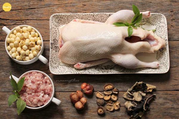 Nguyên liệu nấu vịt tiềm hạt sen