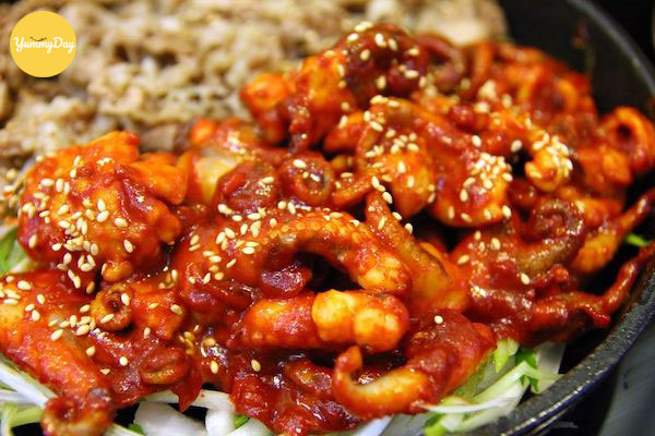 Bạch tuộc xào cay chuẩn vị Hàn