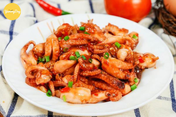 Bạch tuộc xào sa tế ngon bá cháy