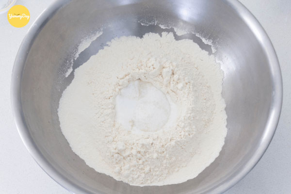Trộn bột bánh thôi nào!