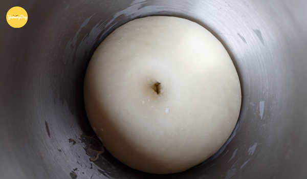 Để bột bánh nghỉ