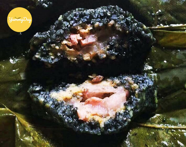 Bắt đầu làm bánh chưng đen thôi nào