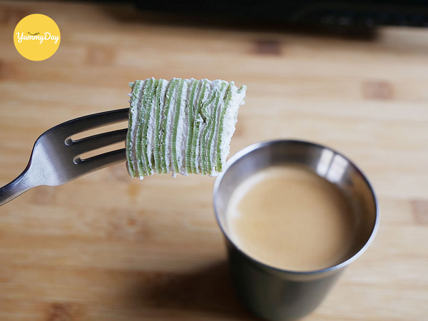Vỏ bánh mỏng kèm lớp kem béo ngậy