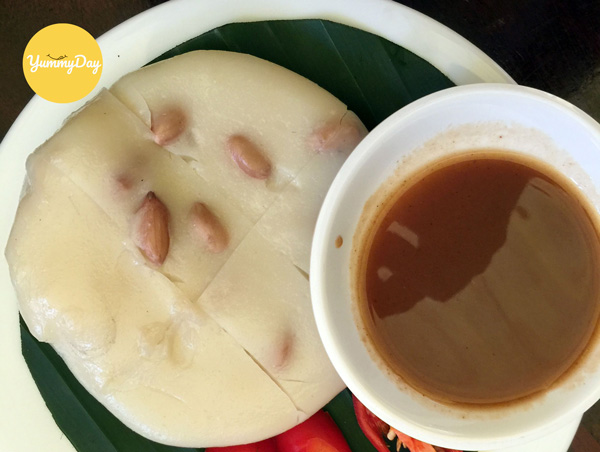 Cách làm bánh đúc lạc chấm tương bần