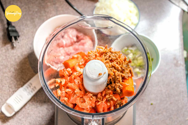 Xay nhuyễn nguyên liệu