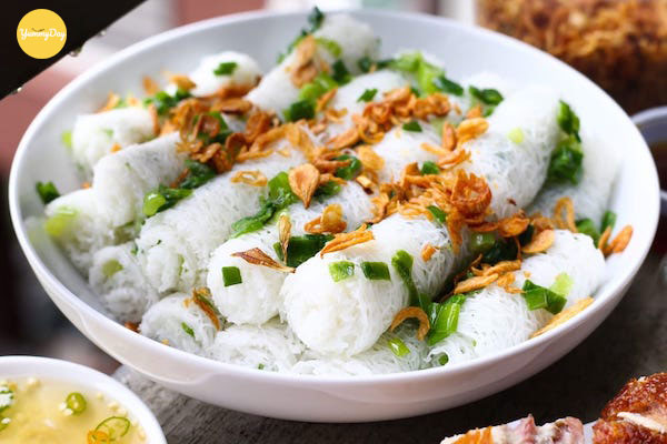 Tiến hành làm bánh hỏi trước nhé