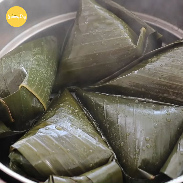 Những chiếc bánh ít chín thơm
