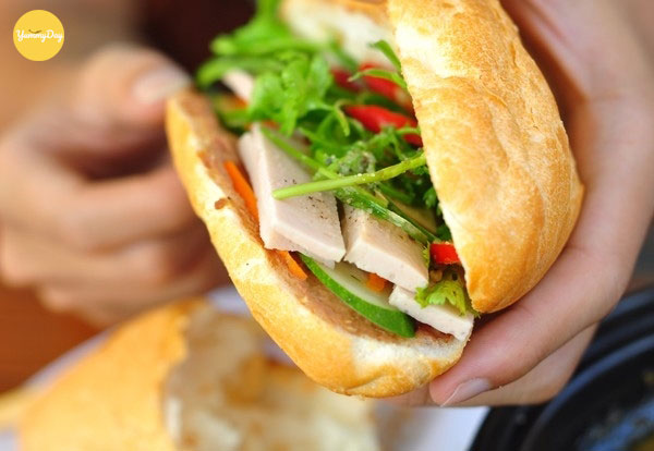 Bánh mì chả cực thơm ngon