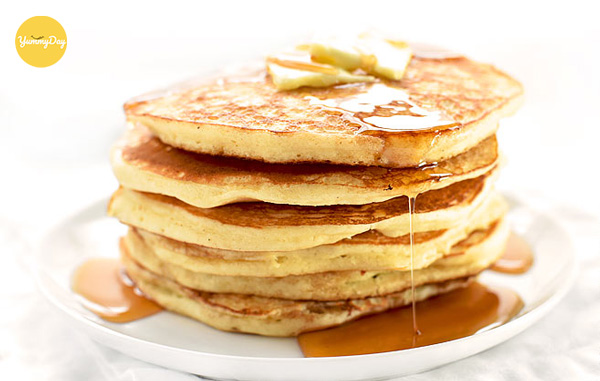 Pancake sốt mật ong ngon không đùa được đâu