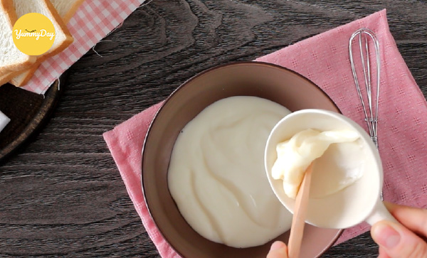 Tiếp đến là mayonnaise