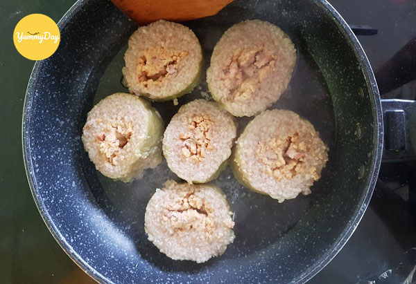Nấu bánh tét cùng nước lọc