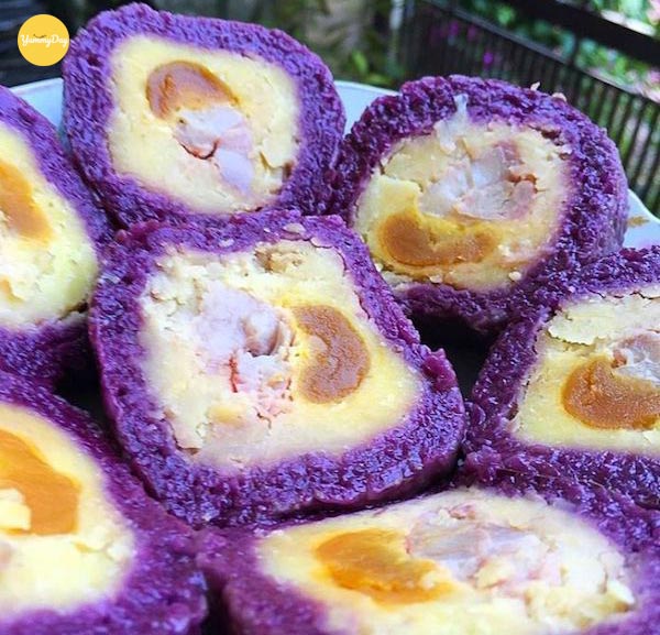 Bánh Tét lá cẩm dẻo thơm trọn vị Tết