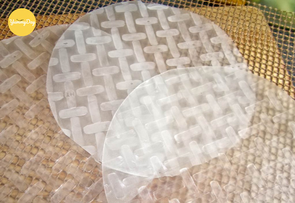 Vỏ bánh tráng cuốn bò bía