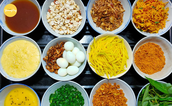 Nguyên liệu làm bánh tráng trộn mỡ hành