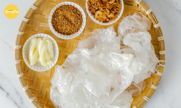 Bánh tráng muối hành phi