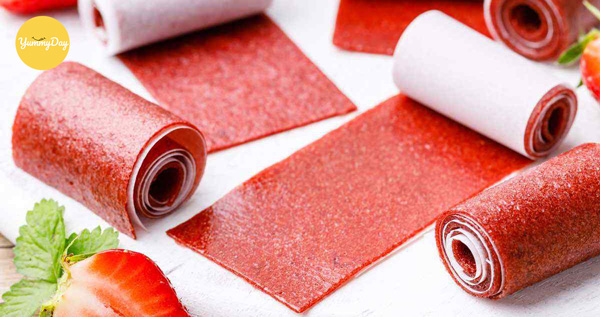 Quả dâu chất lượng cho ra món bánh tráng dâu hoàn hảo