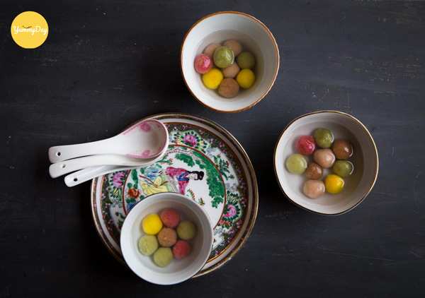 Chè trôi nước ngũ sắc bắt mắt