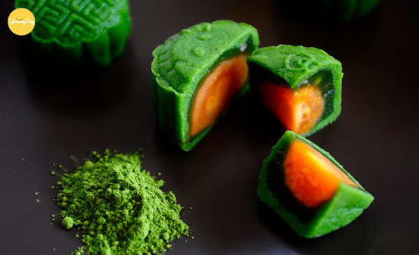 Bánh trung thu trà xnah trứng muối ngon phát ghiền