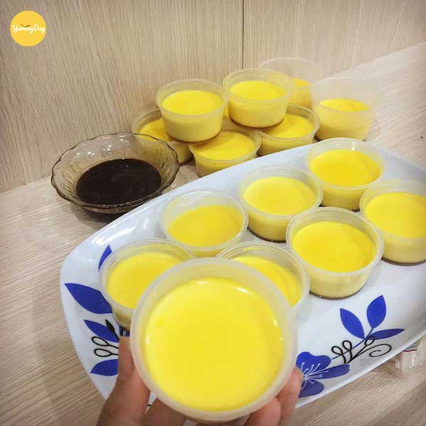 Flan có thể mua về hoặc tự làm