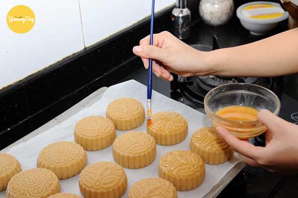 Bạn nướng bánh trung thu 3 lần 