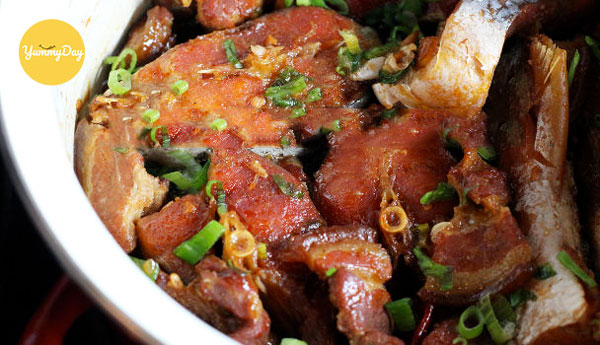 Cá basa kho riềng ăn là ghiền