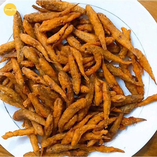 Thành phẩm cá bống chiên giòn vàng ươm