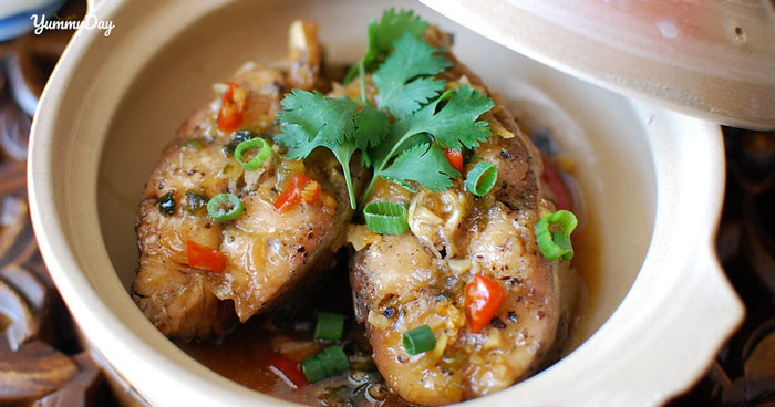 Cùng vào bếp thực hiện cá bớp kho tộ hấp dẫn cho gia đình