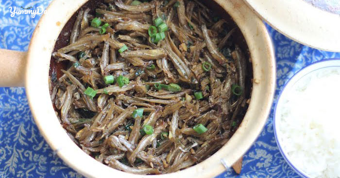 Cách làm cá cơm kho tiêu cực đơn giản tại nhà