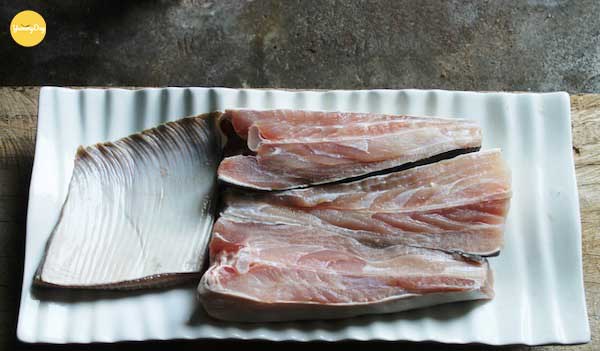 Cá đuối không thể thiếu cho món ăn này