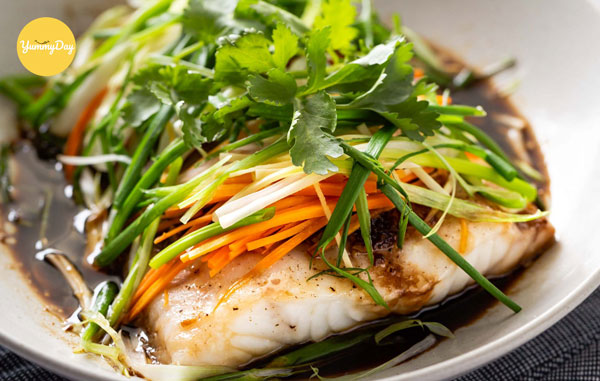 Dĩa cá diêu hồng hấp xì dầu thơm phức