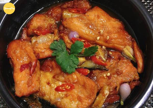 Cách làm cá hồi kho tộ không quá phức tạp nhưng siêu ngon