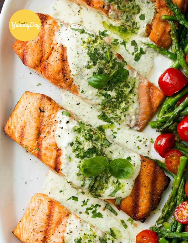 Thực hiện cá hồi nướng phô mai