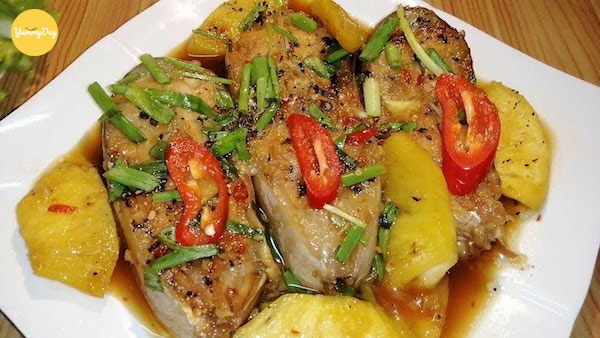 Cá hú kho thơm ngon hơn khi ăn kèm cơm nóng