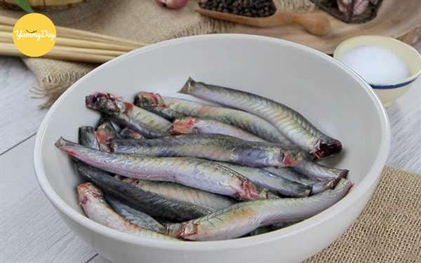 Sơ chế cá kèo
