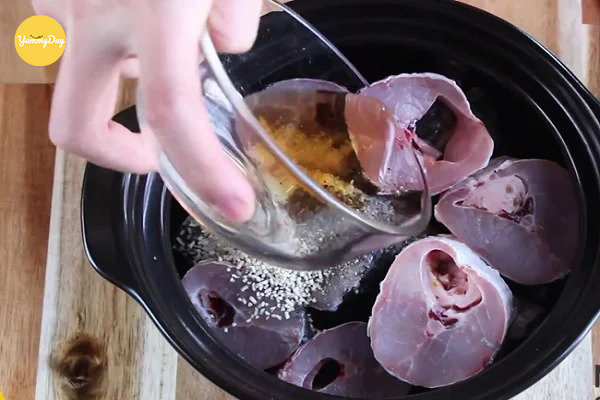 Tiến hành kho cá thôi nào