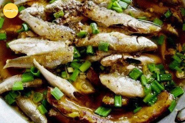 Thành phẩm cá linh kho lạt