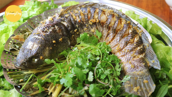 Cá lóc hấp sả thơm phưng phức