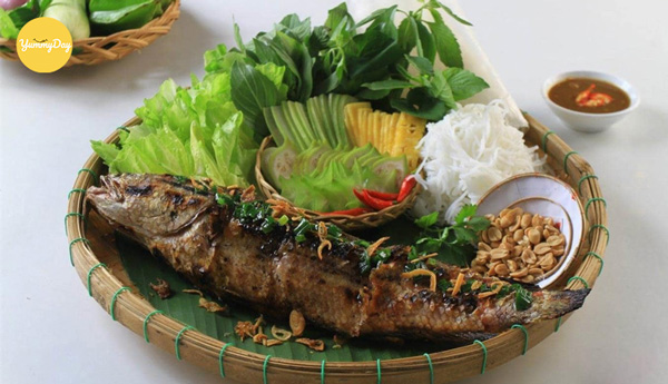 Món ăn kèm với cá lóc nướng trui