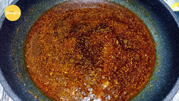 Nước sốt gia vị cho món ăn thêm đậm đà