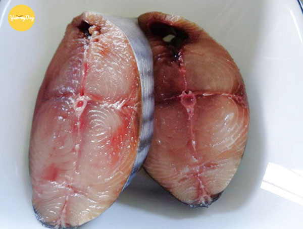 Sơ chế cá ngừ thật sạch