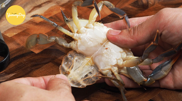 Nhớ bỏ đi yếm cua nhé
