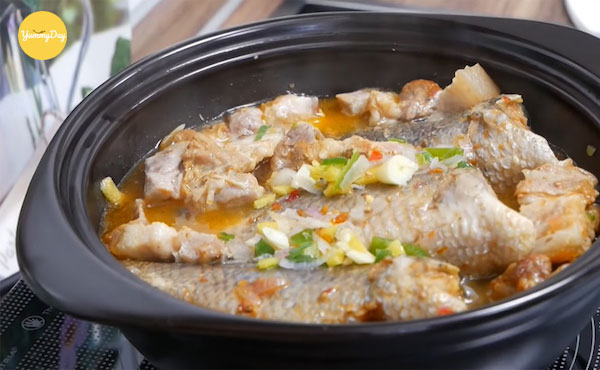 Kho cá và thịt