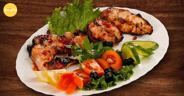 Món ăn này rất thích hợp cho bữa cơm và những hội họp, liên hoan