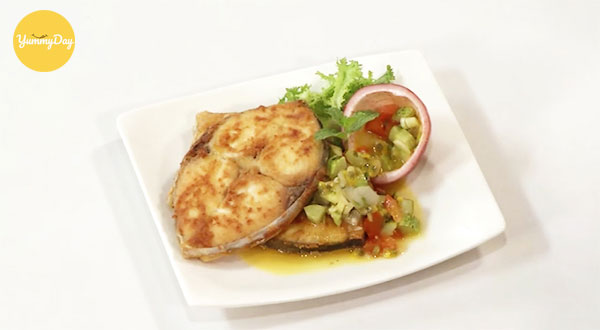 Cá thu chiên giòn sốt chanh dây