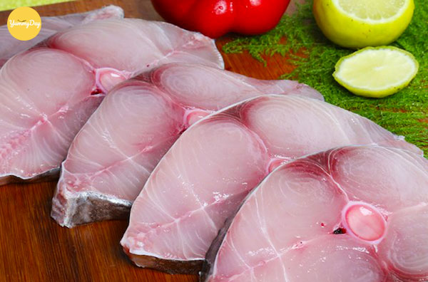 Chuẩn bị lượng cá thu phù hợp với nhu cầu gia đình bạn nhé!