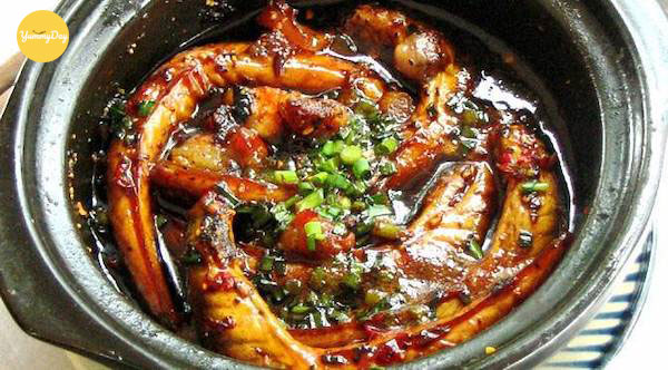 Thành phẩm món cá trứng kho tiêu thơm ngon