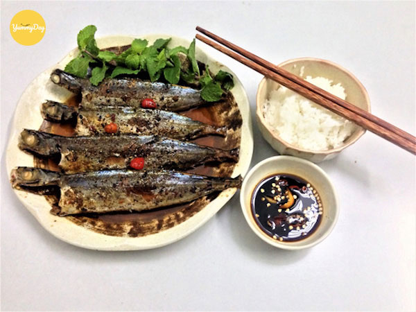 Cá nục kho tiêu ăn kèm cơm ngon xỉu